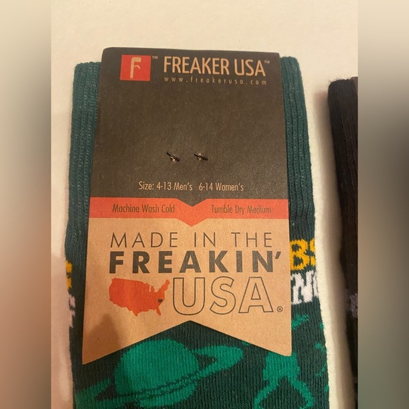 NWT 2 Pairs FREAKER FEET Socks Gaming Unisex - Picture 4 of 5